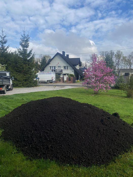 Ziemia ogrodowa, czarnoziem, kompost, pod warzywa i rośliny