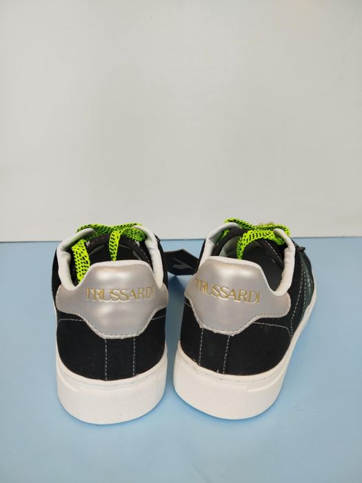 Nowe sneakersy firmy Trussardi