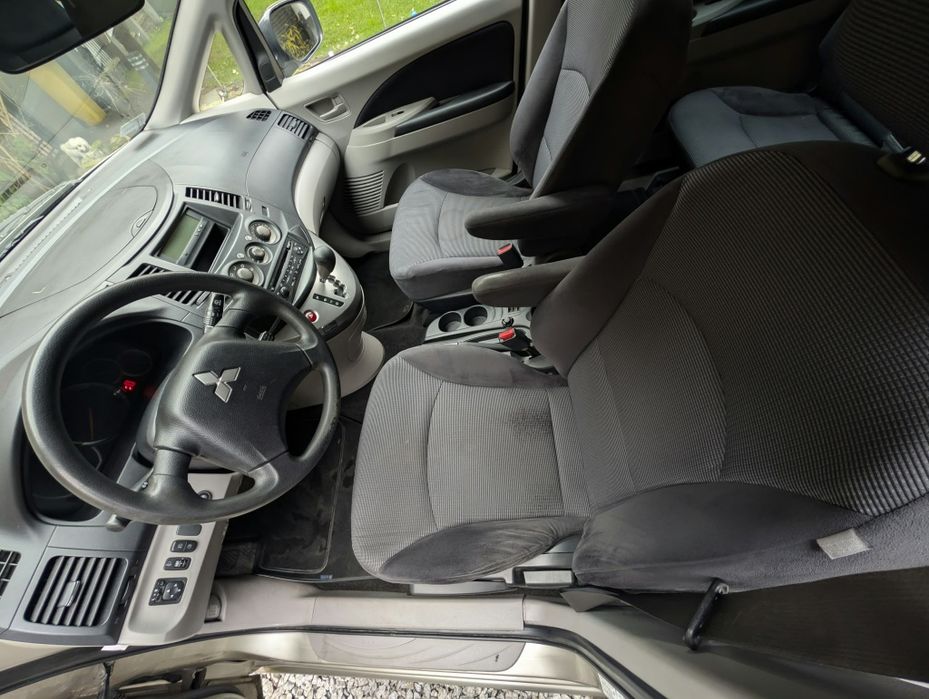 Mitsubishi Grandis 7 miejsc Hak GAZ LPG