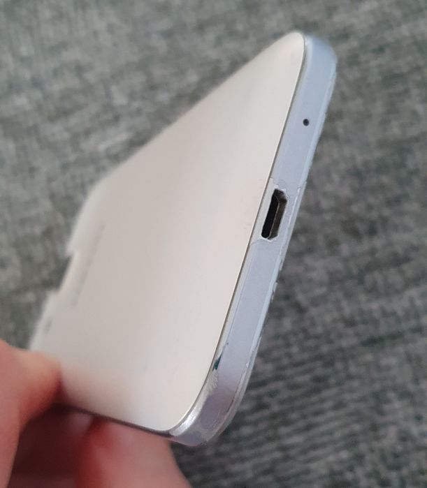 Прдам телефон Samsung Core Prime