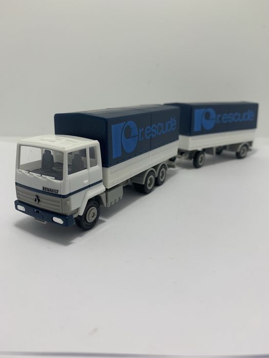 Renault R 310 da Herpa escala 1/87