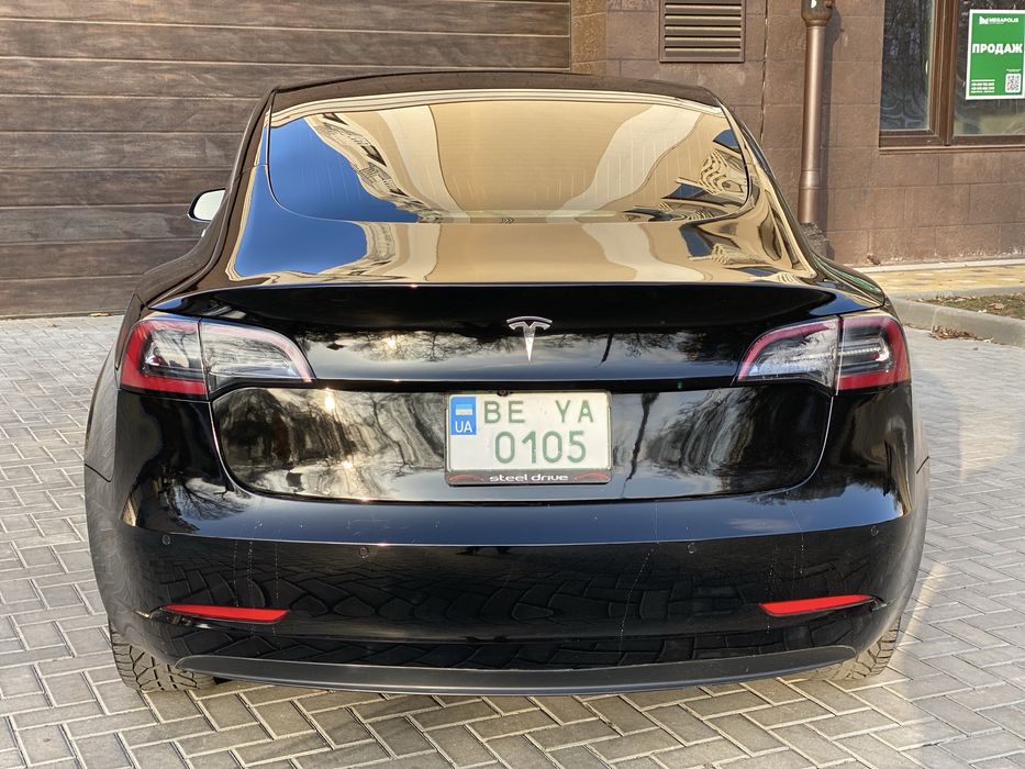 Tesla Model 3 2019