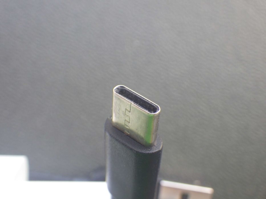 Зарядний пристрій MDY-09-EW 5V/2A White ORIGINAL + шнур