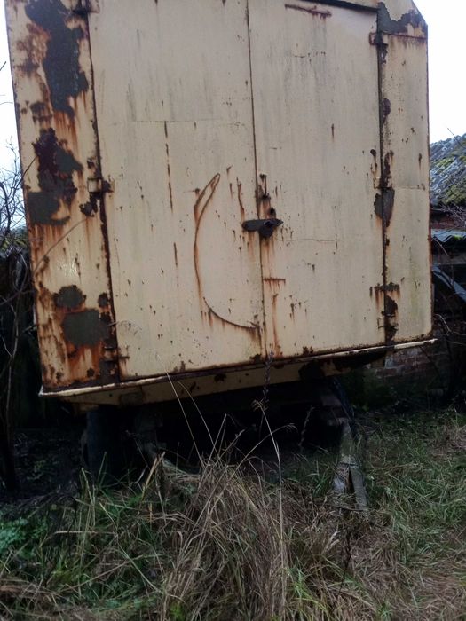 прицеп зил 130 термобудка,,,