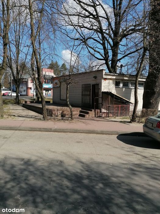 Sprzedam lokal handlowo - usługowy w Zielonce K /W-wy 57m2