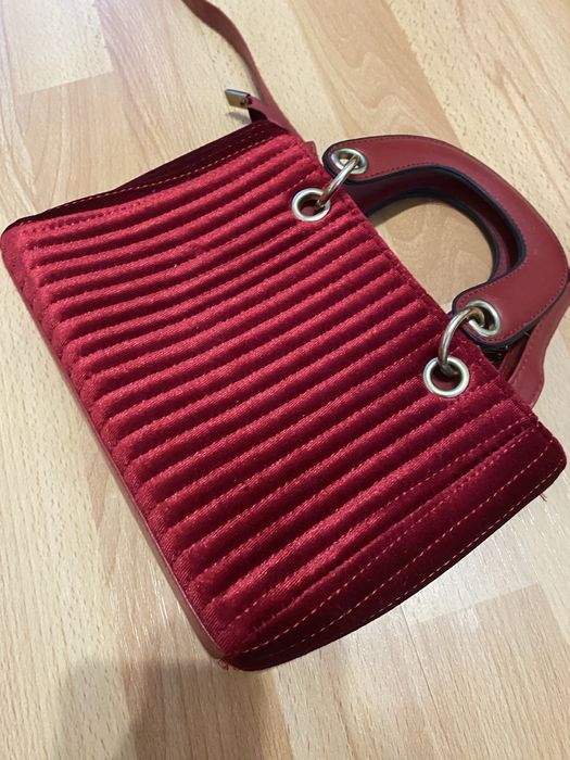 Сумка велюнова червона