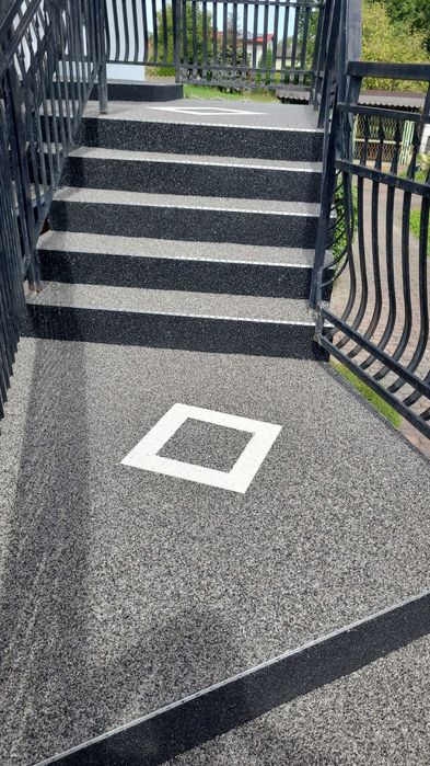 Kamienny dywan, izolacje tarasów, remont schodów