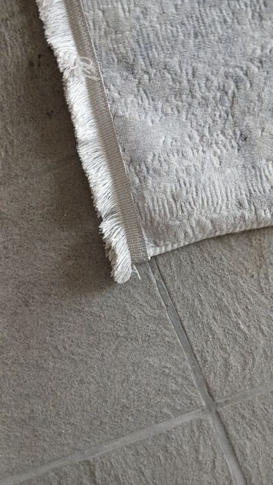 Carpete cinza 1,96cm/ 2,90cm