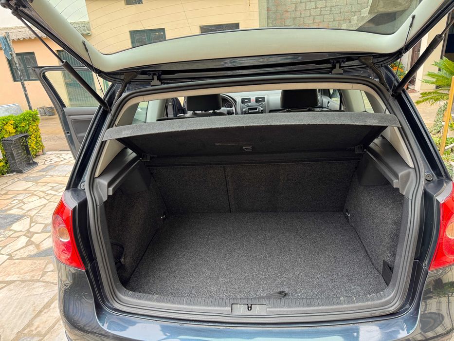 VW Golf V 1.4 Gasolina