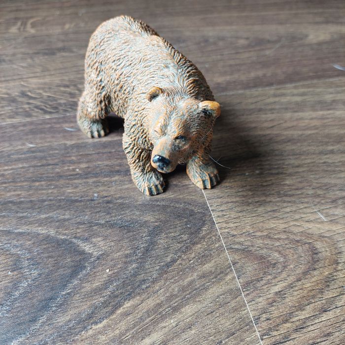 Urso pardo miniatura