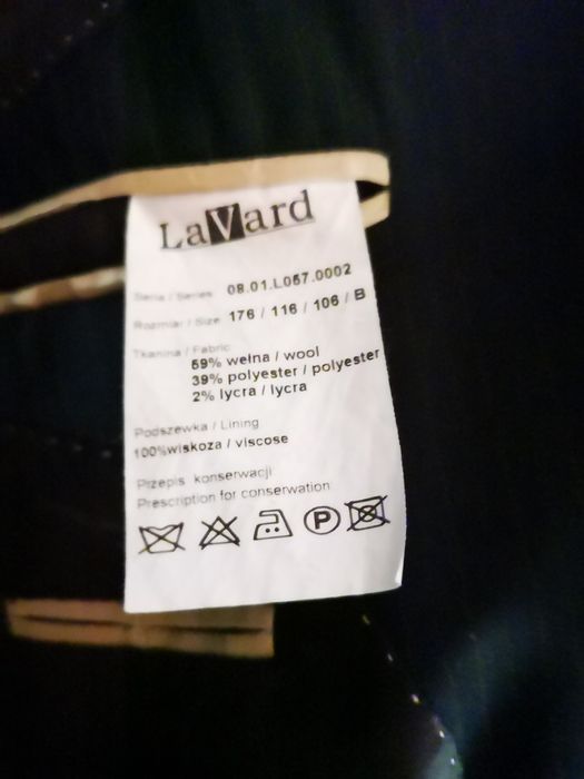 Czarny garnitur męski Lavard