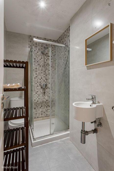 Quarto - localizado em Picoas Lisbon