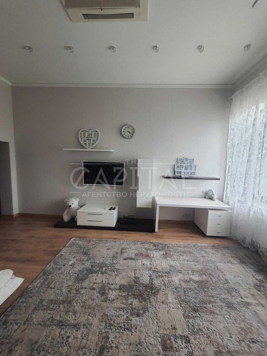 Аренда дома с бассейном, Гостомель, Канадское село