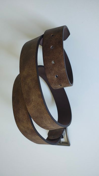 Męski brązowy pasek 125×3,5cm