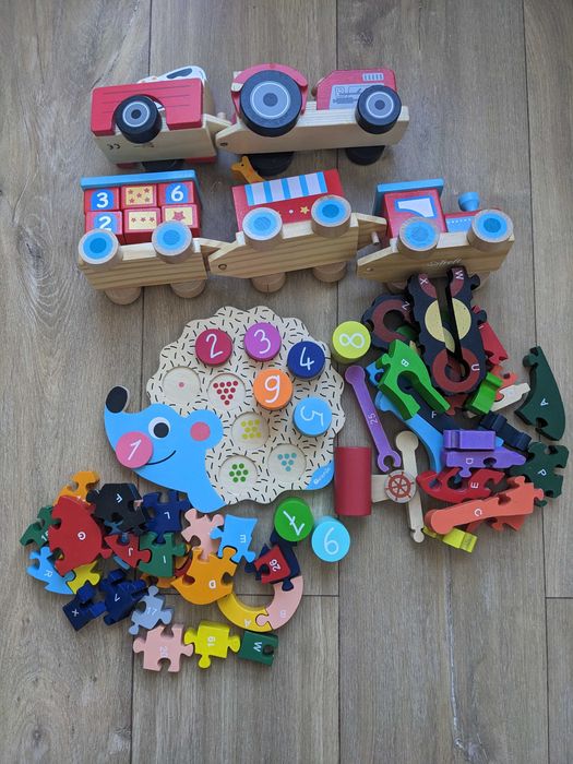 Zestaw zabawek drewniany