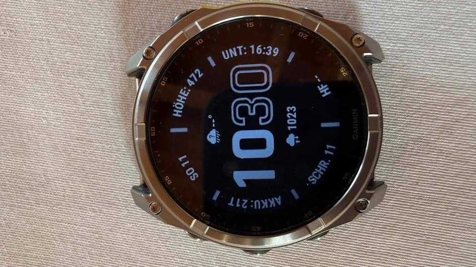 Garmin Fenix ​​8 / 51 mm / Solar Sapphire Titanium