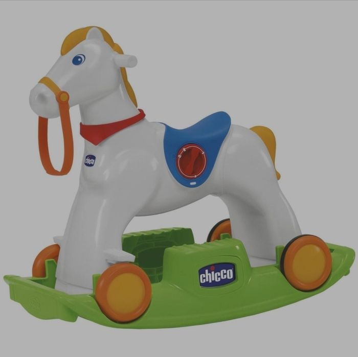 Cavalo baloiço da chicco em óptimo estado