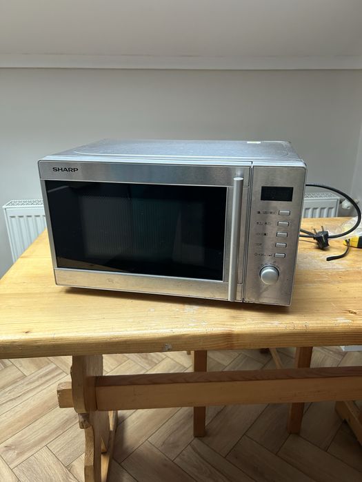 Kuchenka mikrofalowa sharp