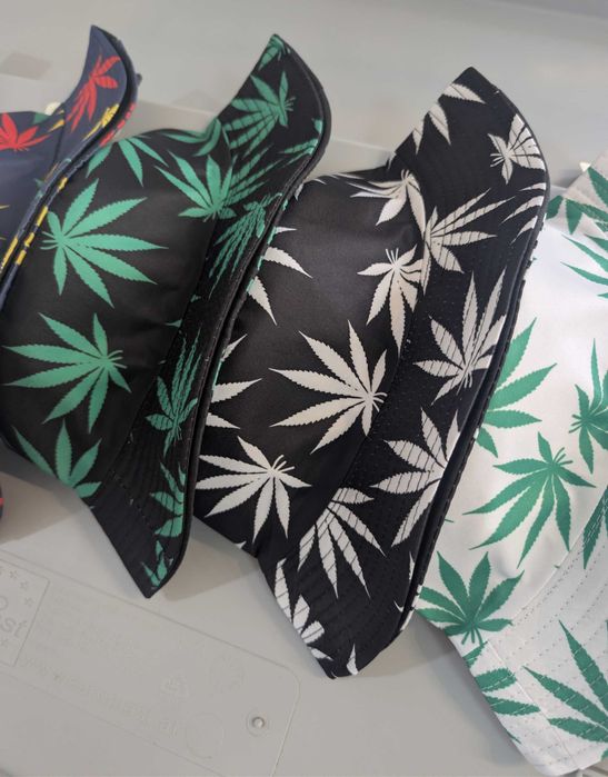 Kapelusz bucket hat dwustronny - wzór liści, 6 kolorystyk