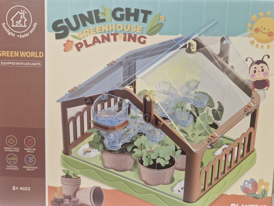 Ботанічні експерименти 4види,теплиця з поливом насіння,набір садівника