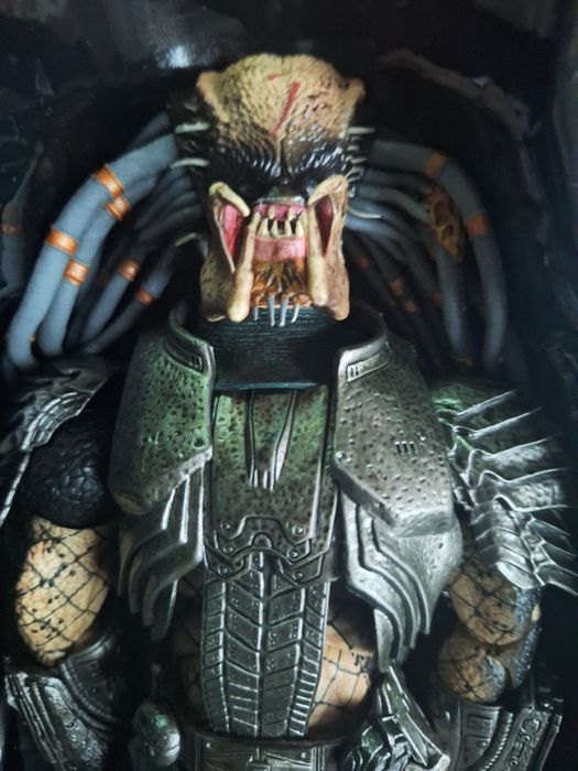 Elder predator 1:6