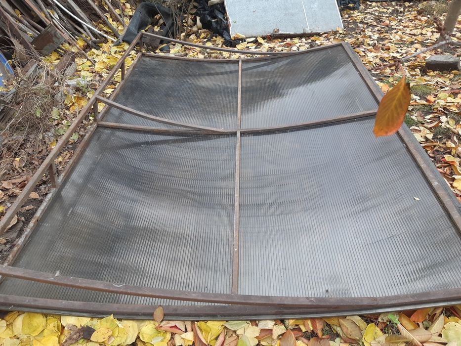 Навес для крыльца, поликарбонат