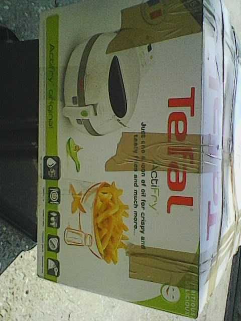 Fritadeira da Tefal de Fritar Sem Óleo, nunca foi usada, é nova