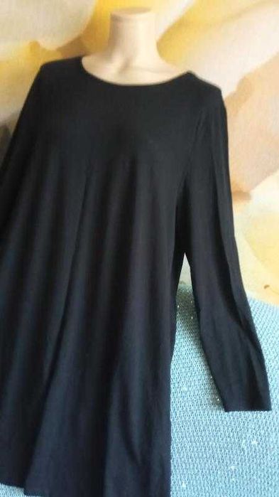 Платье  с длинным  рукавом , трапеция, трикотаж  бренд  Papaya