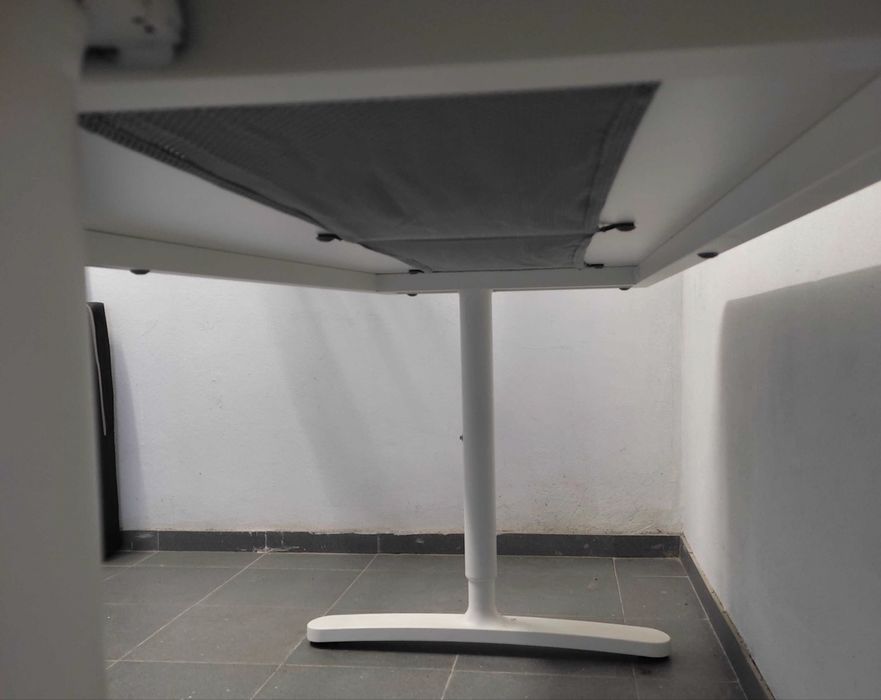 Mesa Galant excelente estado