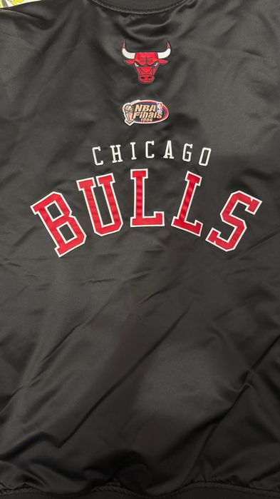 Kurtka Chicago Bulls z Chicago Oryginalna