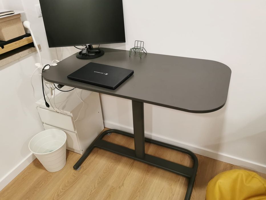 Secretaria ajustavel em altura (segrare)