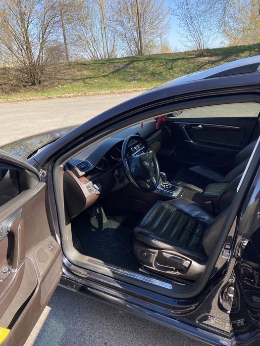 Volkswagen passat b7 2011 року