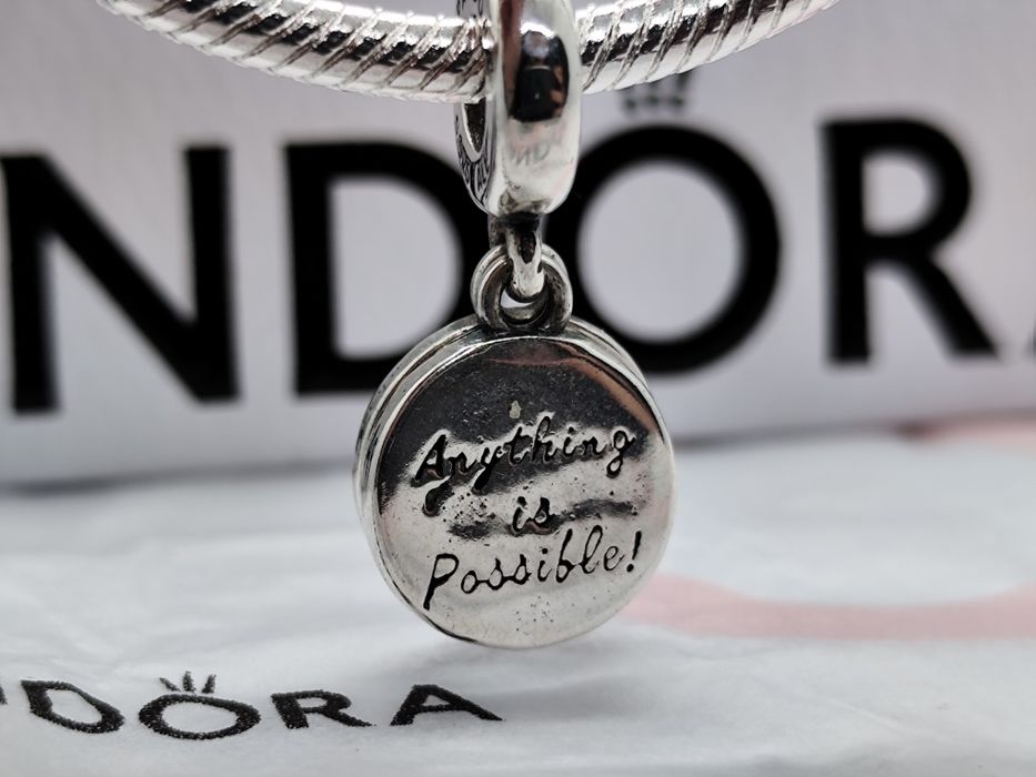 Pendente trevo da Pandora