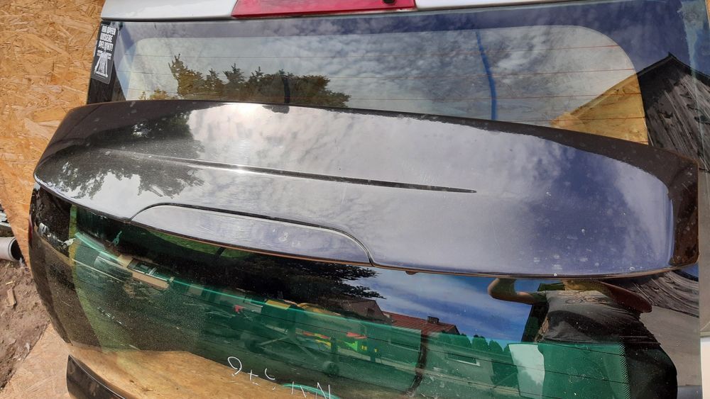 Lak. NV676 klapa renault clio 2 II