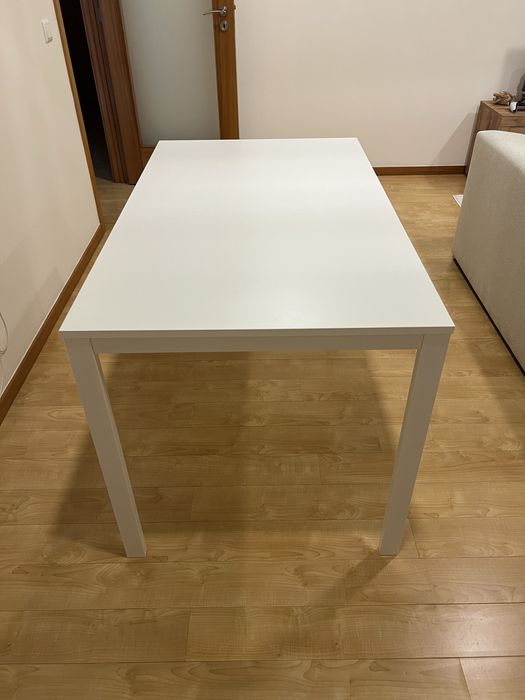 Mesa VIHALS Ikea