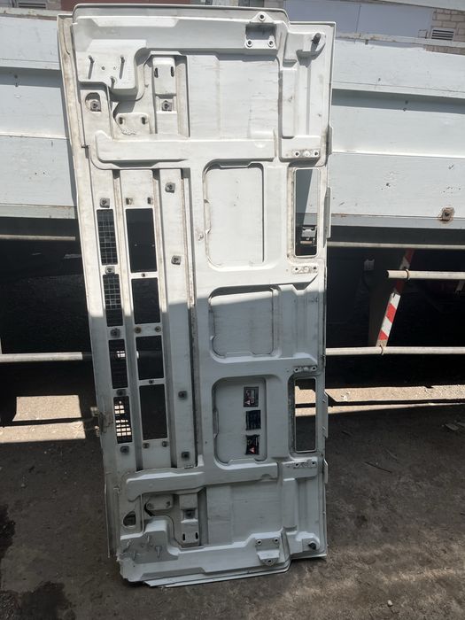 Продам капот на івеко