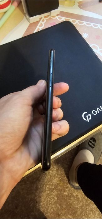 Samsung S8 4/64 в хорошому стані