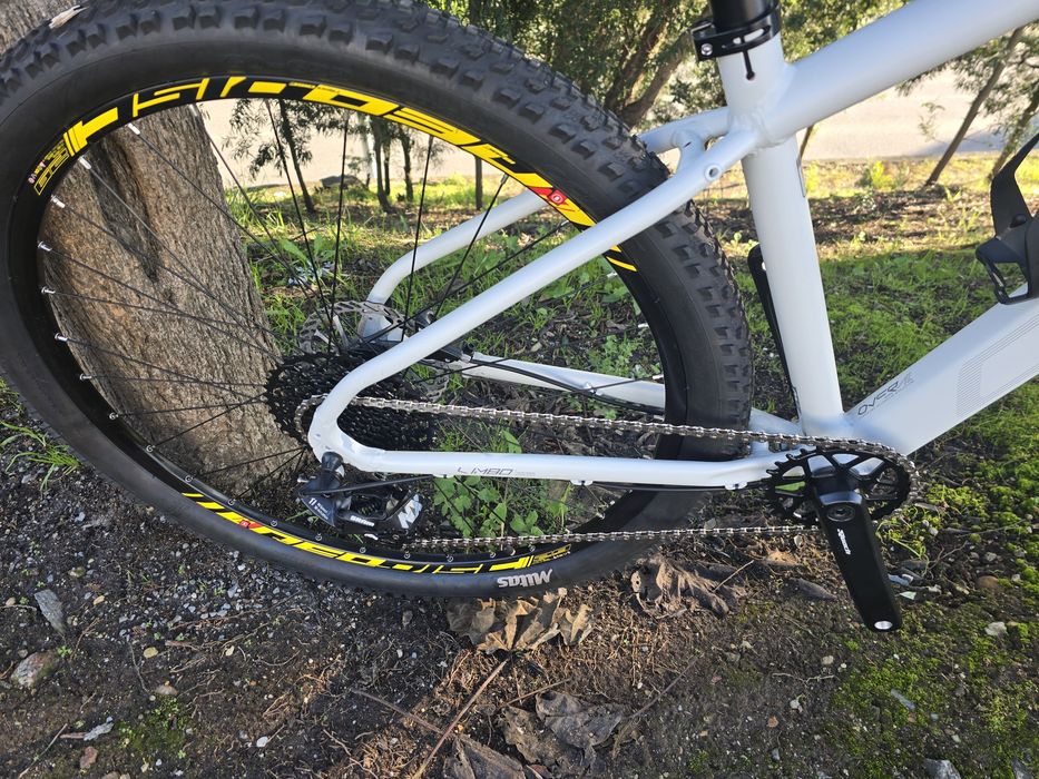 Btt 29 s nova 11x1v