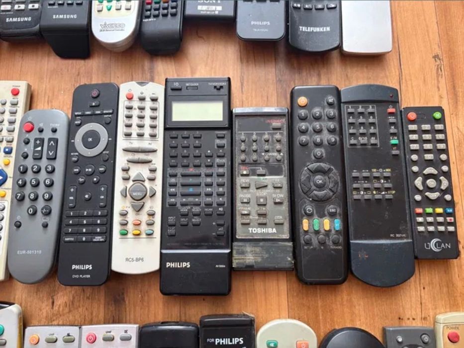 Пульти, універсальний пульт