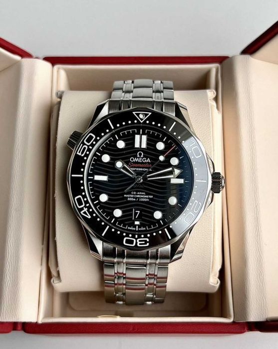 Мужские часы Omega Seamaster Diver 300