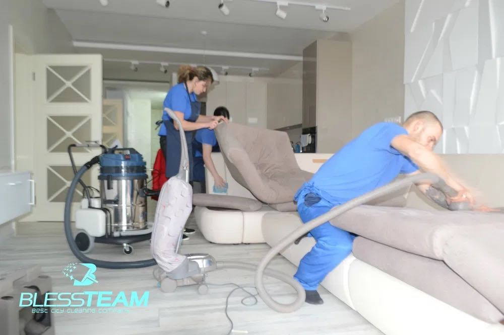 Прибирання квартир, миття вікон, хімчистка м'яких меблів