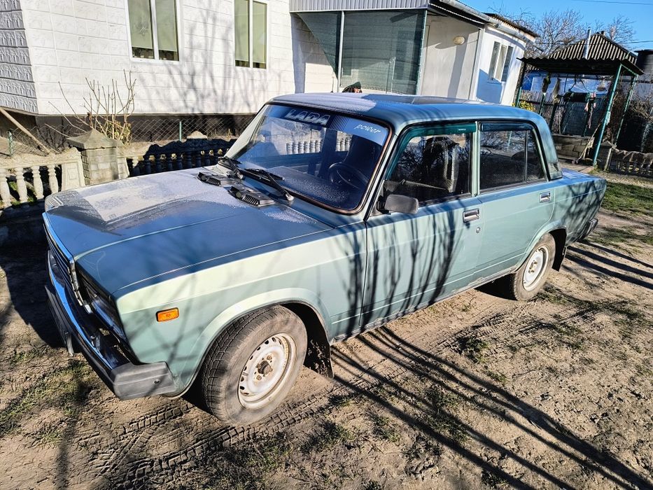 Продам ВАЗ 2107 інжектор