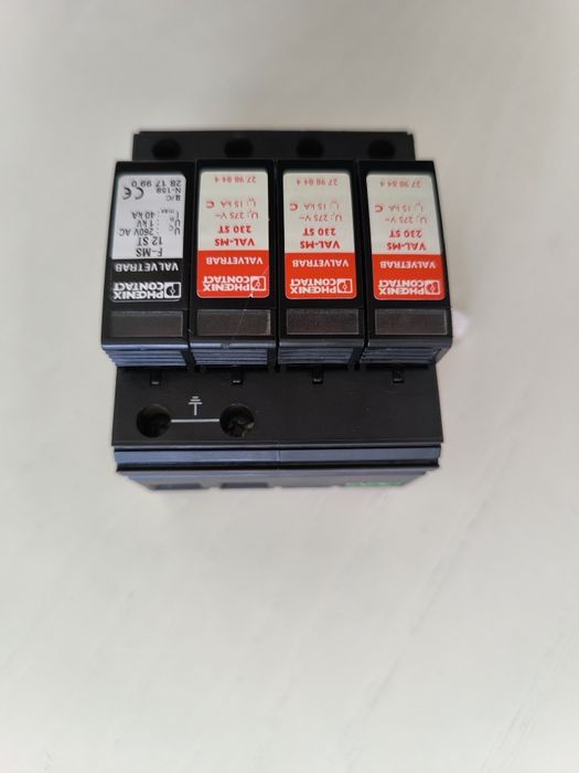 Protectores/Descarregadores Sobretensão  3P-Clase II-40kA-20kA-1,25kV