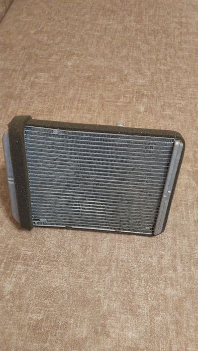 Продам радиатор печки на КIA Magentis 2004г.