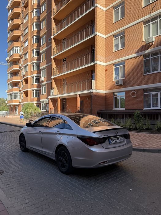 Продам hyundai sonata