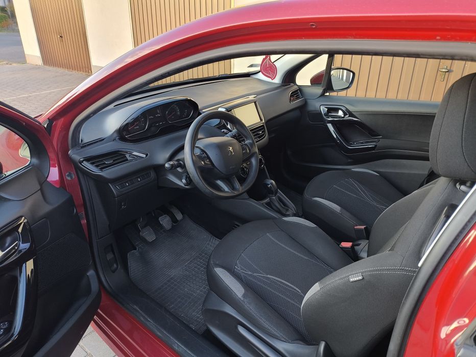 Peugeot 208 2014r. Stan bardzo dobry