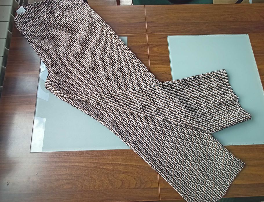 Max Mara kobiece cygaretki we wzory 48