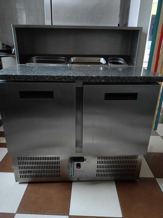 Stół chłodniczy do pizzy