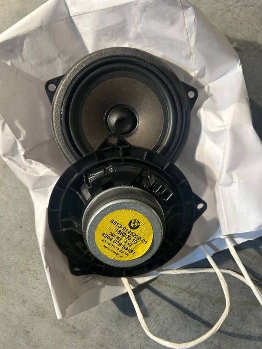 Colunas som BMW série 1