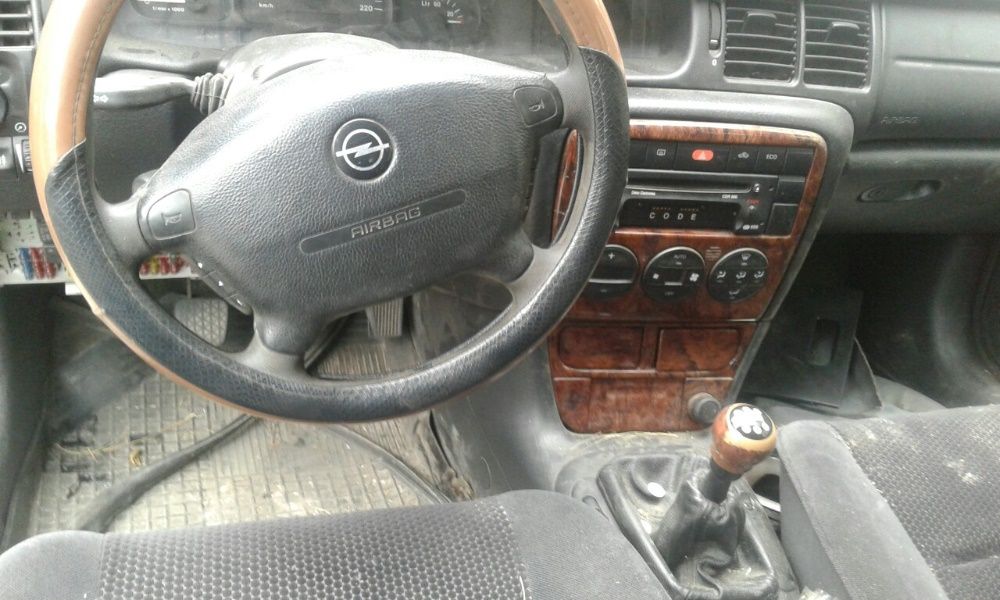 Opel Vectra B Опель Вектра Б 2,0 дизель  по запчастинаах